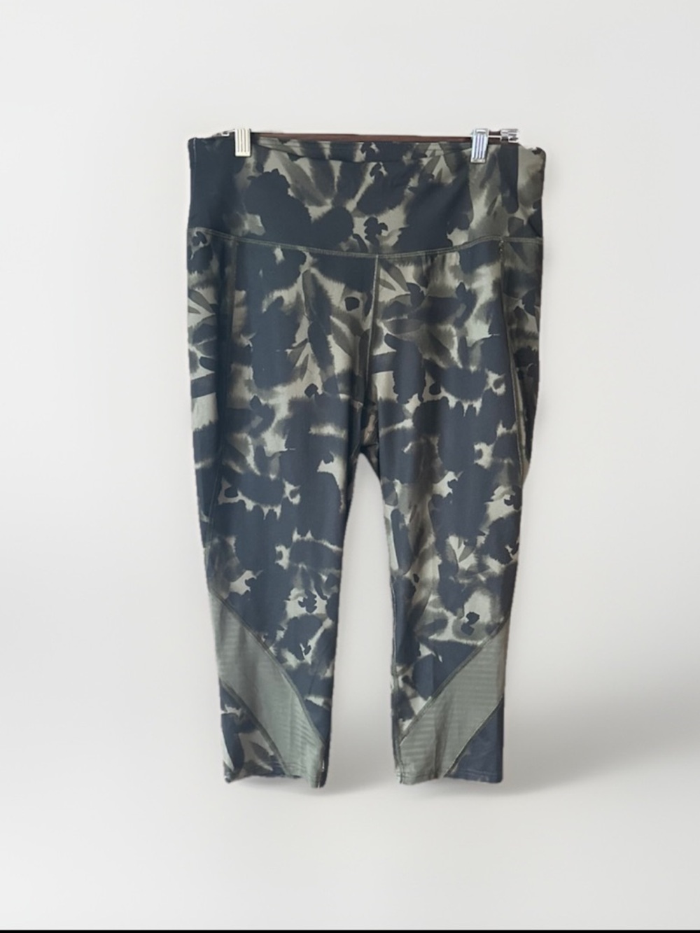 tek gear Olive Green & Black Camo Kids Active Leggings